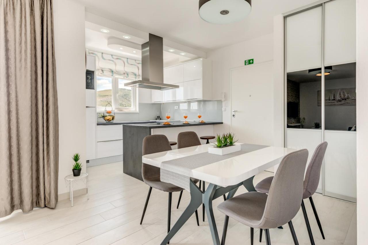 Modern 4* Luxury Apartment In Center Trogir Eksteriør bilde